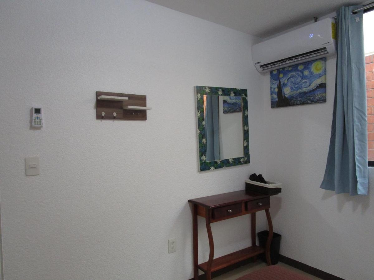 Preciosa Casa Palmera En Cuernavaca Con Alberca, Wifi, Tv Y Cocina Para Fin De Semana, Descanso, Vacaciones O Home Office Emiliano Zapata  Luaran gambar